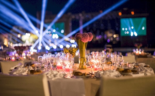 Galadinner là gì? Ý nghĩa & quy trình tổ chức galadinner giá rẻ, uy tín