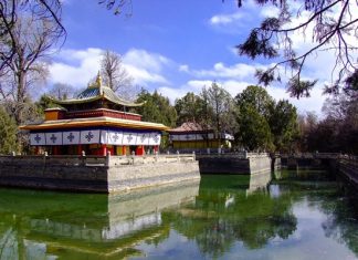 Khám phá những cảnh sắc tuyệt vời không thể bỏ qua khi du lịch Tây Tạng